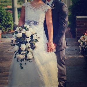 Size 4 A-Line Wedding Gown w/ Lace Cap Sleeves